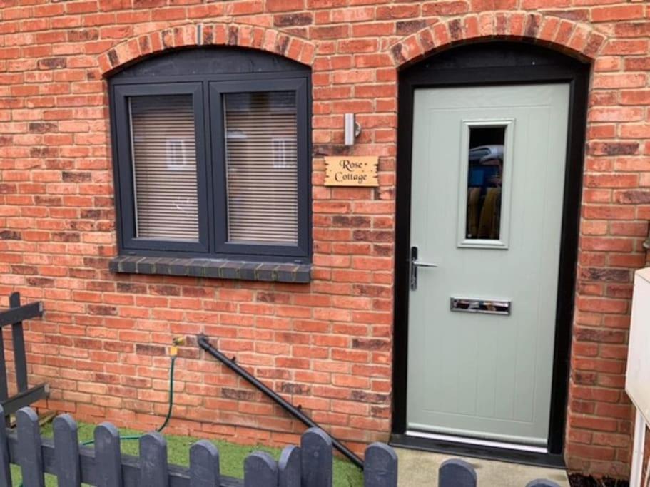 Pet Friendly Cottage Ashbourne With Parking Exterior photo